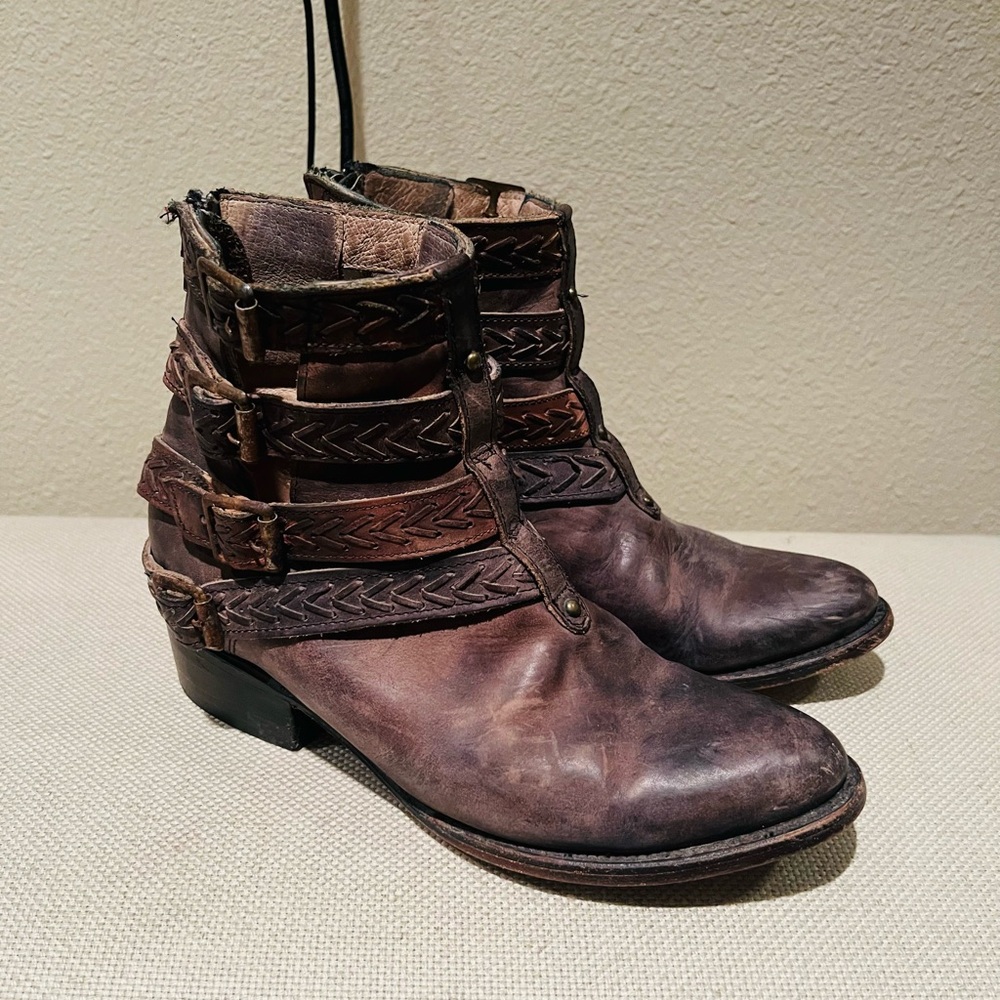 Freebird by Steven “Roper” ankle boots.